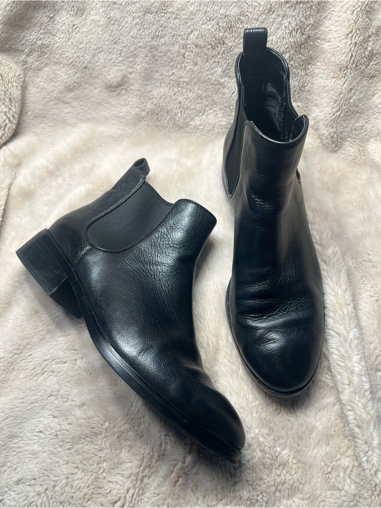 Cole Haan Shoes - Cole Haan Landsman Chelsea ankle boots size 8.5 B